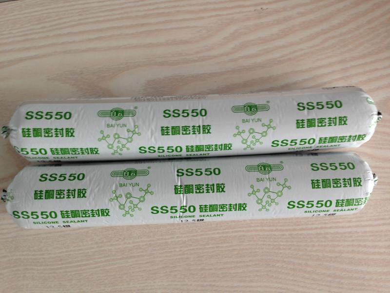 廣州白云SS550強(qiáng)效耐高低溫通用型門窗填縫密封膠 構(gòu)筑建筑密封的堅(jiān)固防線